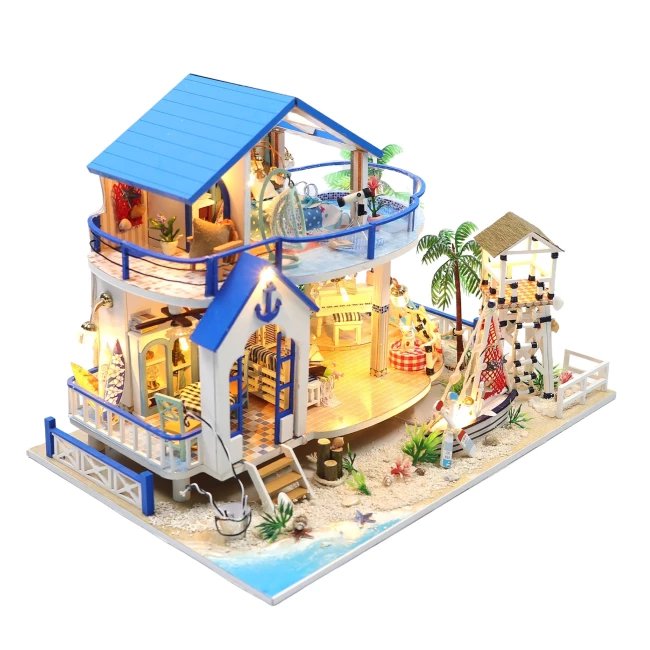 DIY Miniature Beach House